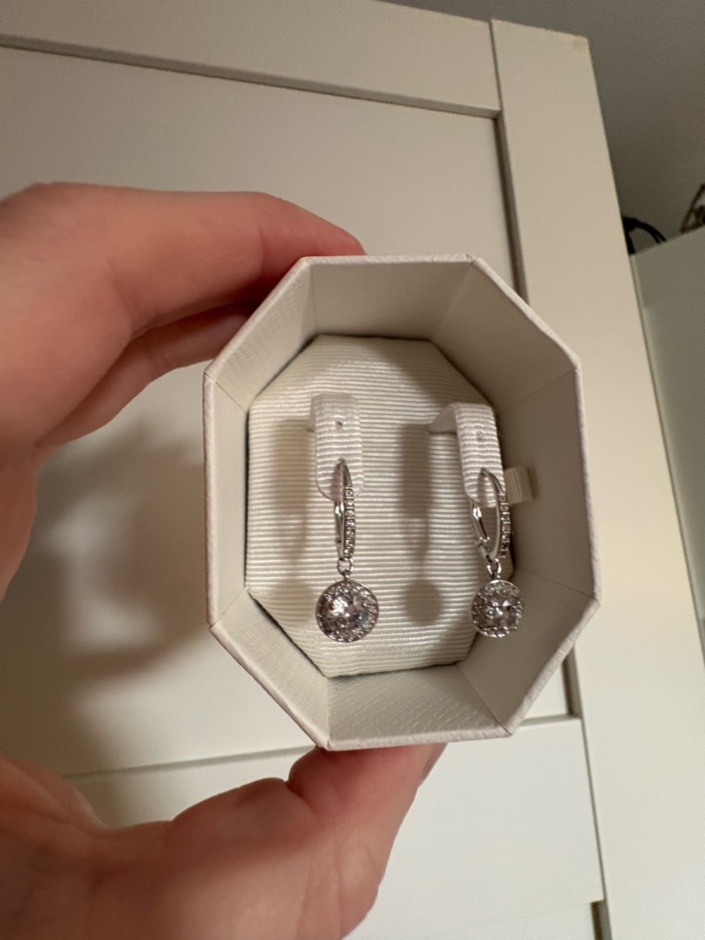 Swarovski Una Angelic drop earrings - Picture 2 of 4